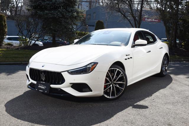 2023 Maserati Ghibli Modena Q4