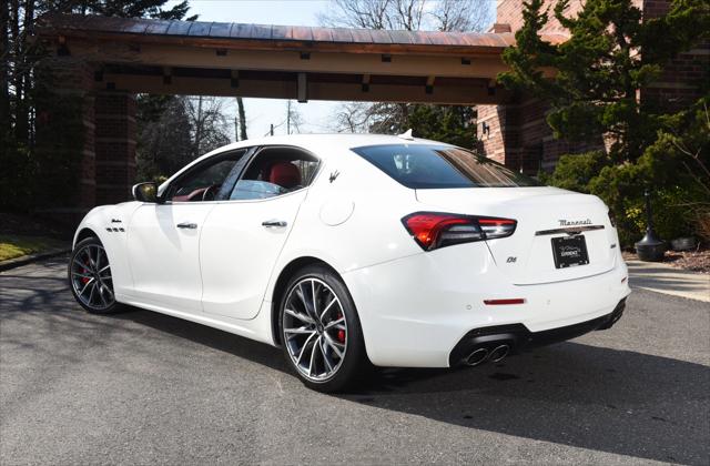 2023 Maserati Ghibli Modena Q4