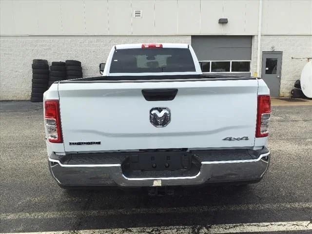 2024 RAM Ram 3500 RAM 3500 BIG HORN CREW CAB 4X4 8 BOX