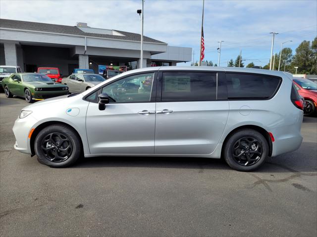 2023 Chrysler Pacifica Plug-In Hybrid PACIFICA PLUG-IN HYBRID LIMITED