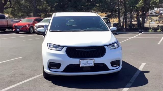 2023 Chrysler Pacifica Plug-In Hybrid PACIFICA PLUG-IN HYBRID TOURING L