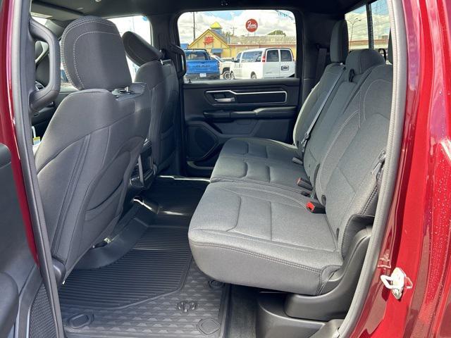2024 RAM Ram 1500 RAM 1500 BIG HORN CREW CAB 4X4 64 BOX