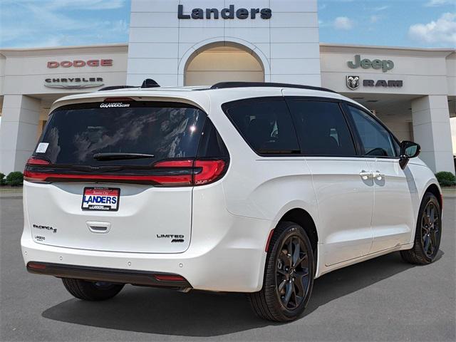 2023 Chrysler Pacifica PACIFICA LIMITED AWD