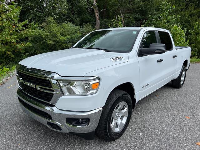 2024 RAM Ram 1500 RAM 1500 BIG HORN CREW CAB 4X4 64 BOX