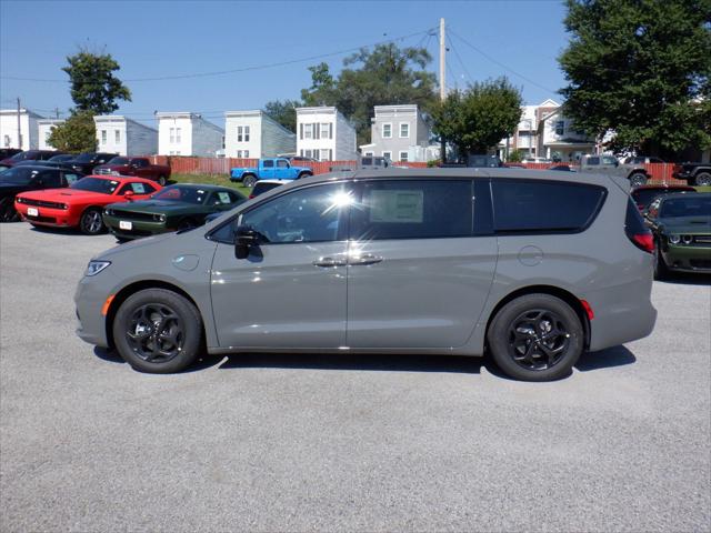 2023 Chrysler Pacifica Plug-In Hybrid PACIFICA PLUG-IN HYBRID LIMITED