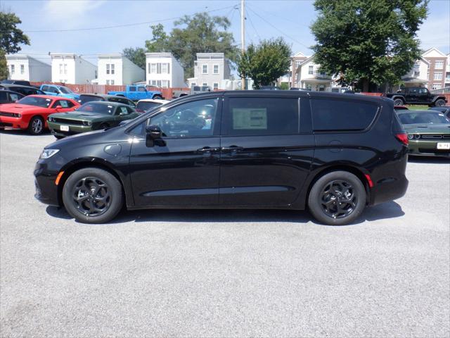 2023 Chrysler Pacifica Plug-In Hybrid PACIFICA PLUG-IN HYBRID LIMITED