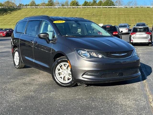 2021 Chrysler Voyager LXI