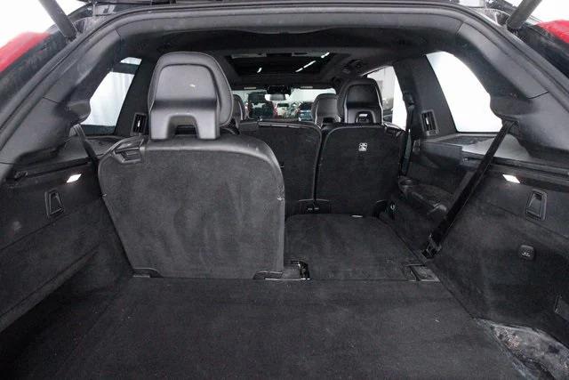 2020 Volvo XC90 T6 R-Design 7 Passenger
