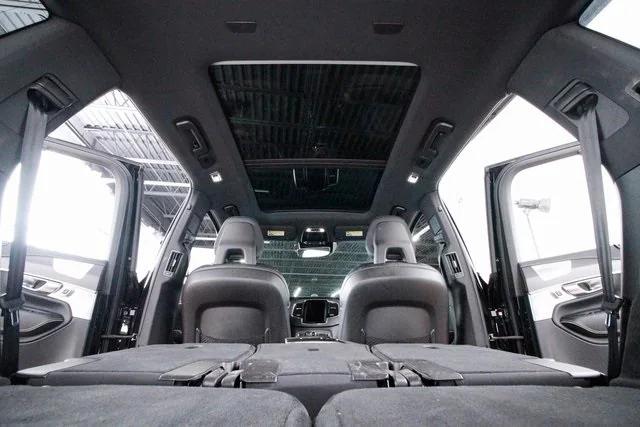 2020 Volvo XC90 T6 R-Design 7 Passenger
