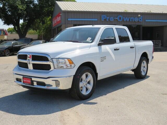 2023 RAM Ram 1500 Classic RAM 1500 CLASSIC TRADESMAN CREW CAB 4X4 57 BOX