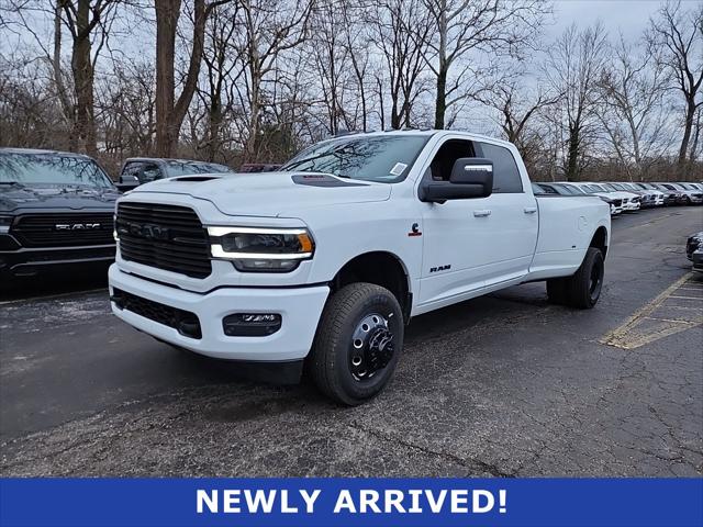 2024 RAM Ram 3500 RAM 3500 LARAMIE CREW CAB 4X4 8 BOX