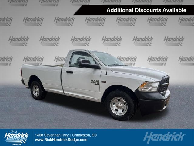 2023 RAM Ram 1500 Classic RAM 1500 CLASSIC TRADESMAN REGULAR CAB 4X4 8 BOX