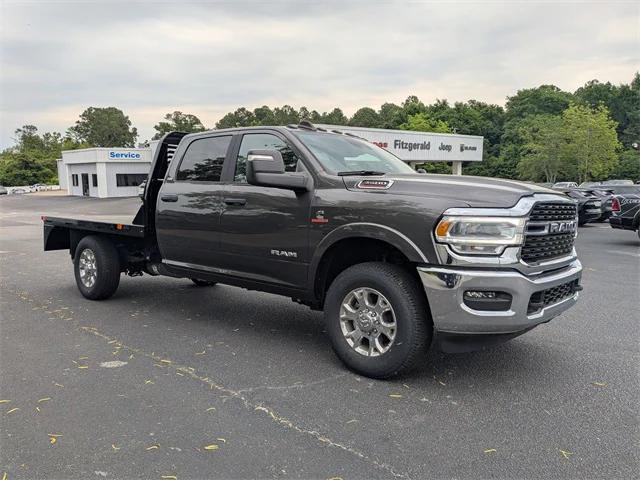 2024 RAM Ram 3500 Chassis Cab RAM 3500 SLT CREW CAB CHASSIS 4X4 60 CA