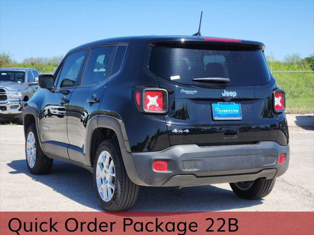 2023 Jeep Renegade RENEGADE LATITUDE 4X4