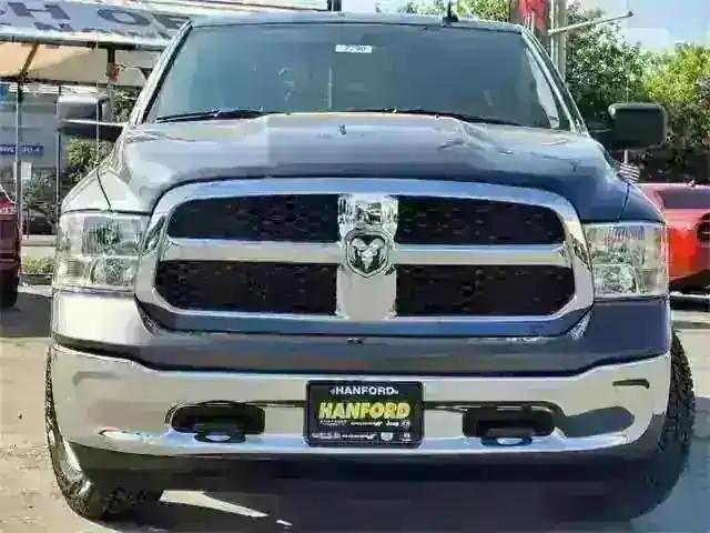 2023 RAM Ram 1500 Classic RAM 1500 CLASSIC TRADESMAN CREW CAB 4X4 57 BOX