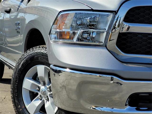 2023 RAM Ram 1500 Classic RAM 1500 CLASSIC TRADESMAN CREW CAB 4X4 57 BOX
