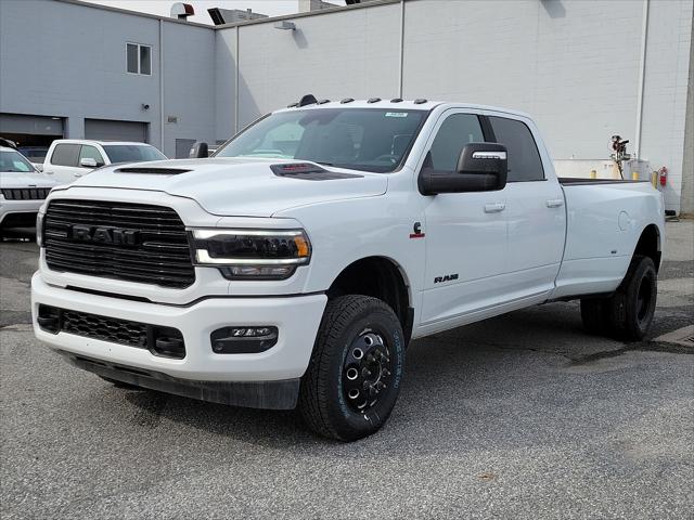 2024 RAM Ram 3500 RAM 3500 LARAMIE CREW CAB 4X4 8 BOX