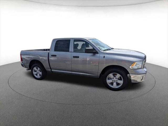 2023 RAM Ram 1500 Classic RAM 1500 CLASSIC TRADESMAN CREW CAB 4X4 57 BOX