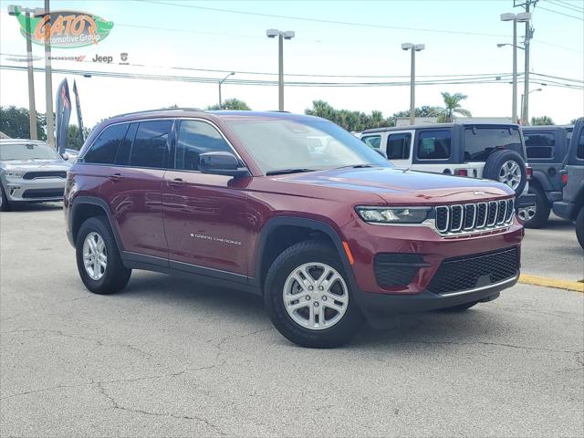 2023 Jeep Grand Cherokee Laredo 4x2