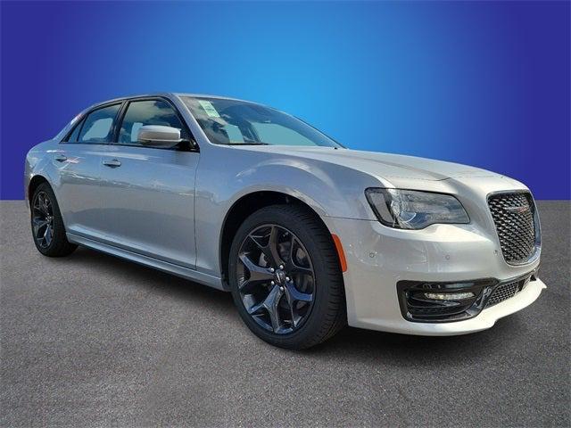 2023 Chrysler Chrysler 300 300S V8