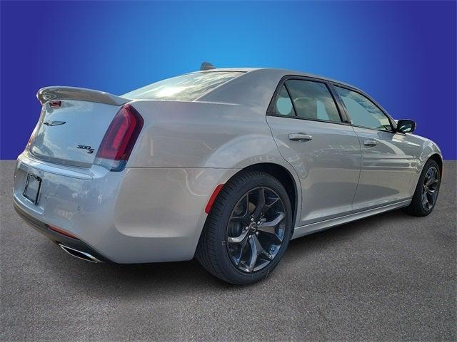 2023 Chrysler Chrysler 300 300S V8