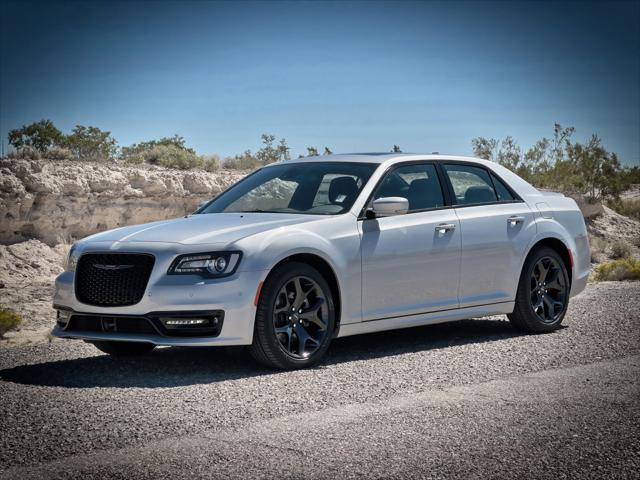 2023 Chrysler Chrysler 300 300S V8