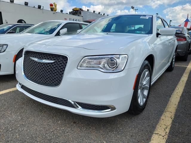 2023 Chrysler Chrysler 300 300 TOURING