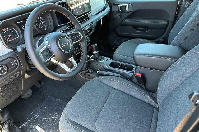 2024 Jeep Wrangler 4-Door Sahara 4x4