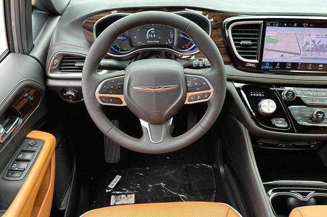 2023 Chrysler Pacifica Hybrid Pinnacle