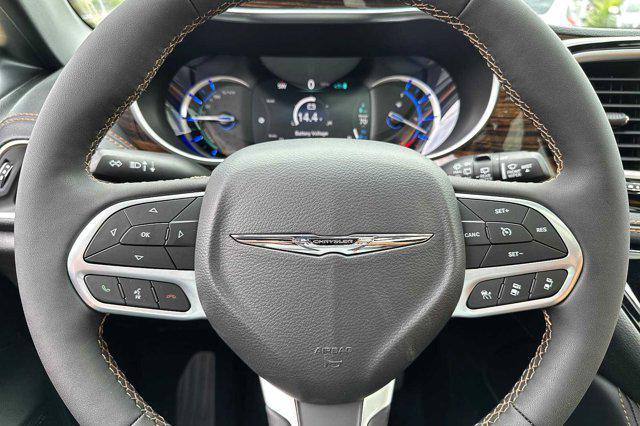 2023 Chrysler Pacifica Hybrid Pinnacle