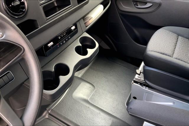 2022 Mercedes-Benz Sprinter 3500XD Chassis Standard Roof V6
