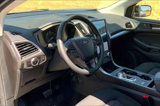2023 Ford Edge SE