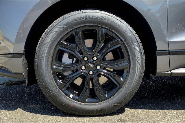 2023 Ford Edge SE