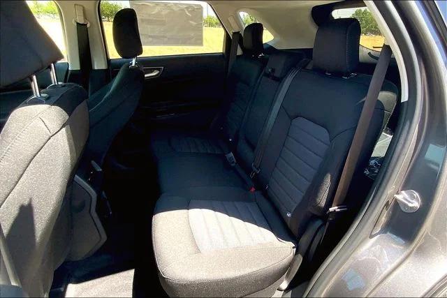 2023 Ford Edge SE