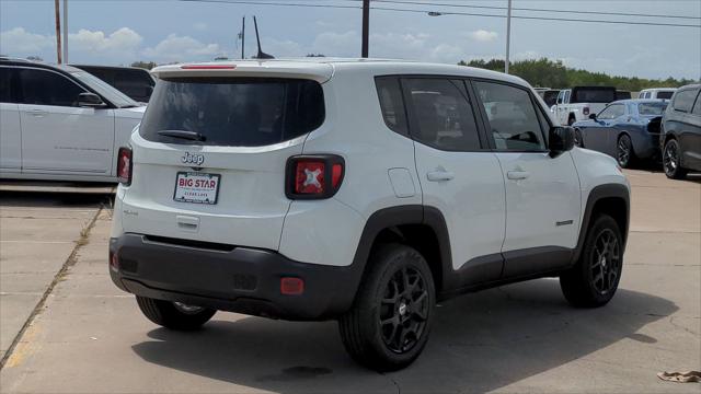 2023 Jeep Renegade RENEGADE LATITUDE 4X4