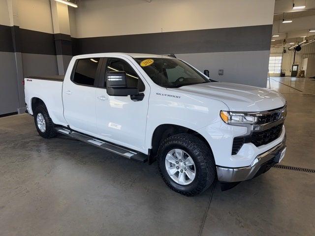 2022 Chevrolet Silverado 1500 4WD Crew Cab Standard Bed LT