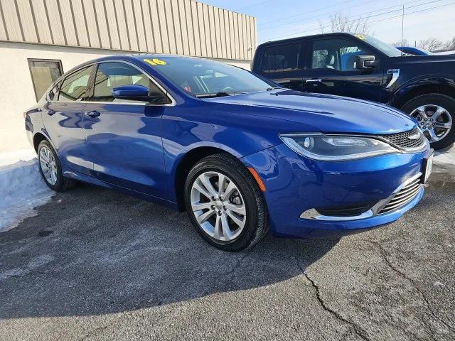 2016 Chrysler 200 Limited