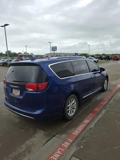 2020 Chrysler Pacifica Touring L