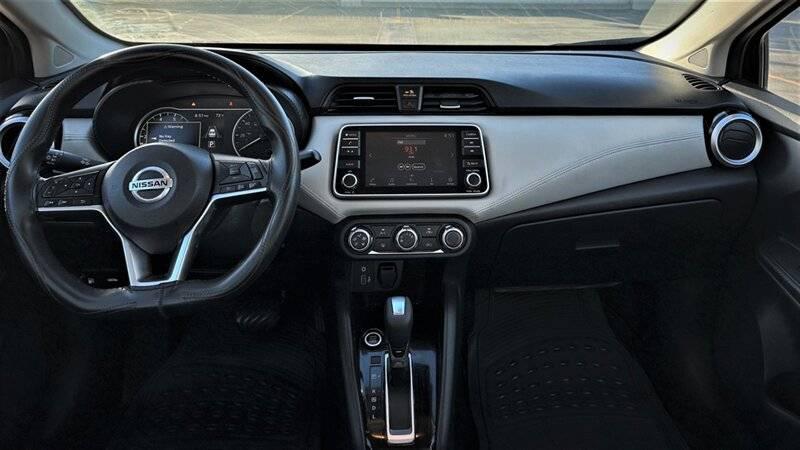 2020 Nissan Versa SV Xtronic CVT