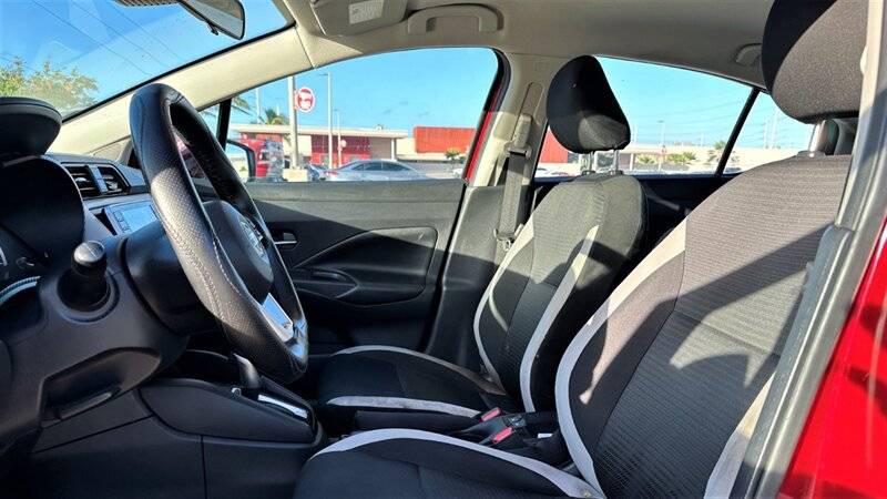 2020 Nissan Versa SV Xtronic CVT