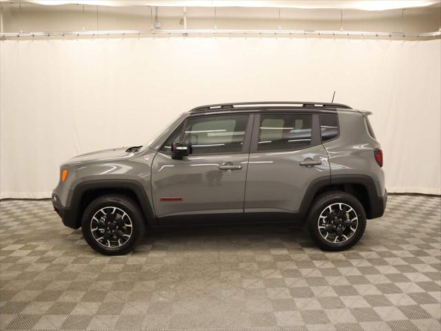 2023 Jeep Renegade RENEGADE TRAILHAWK 4X4
