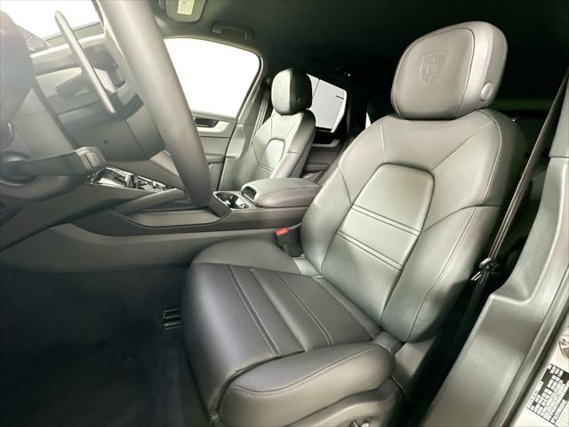 2024 Porsche Cayenne S