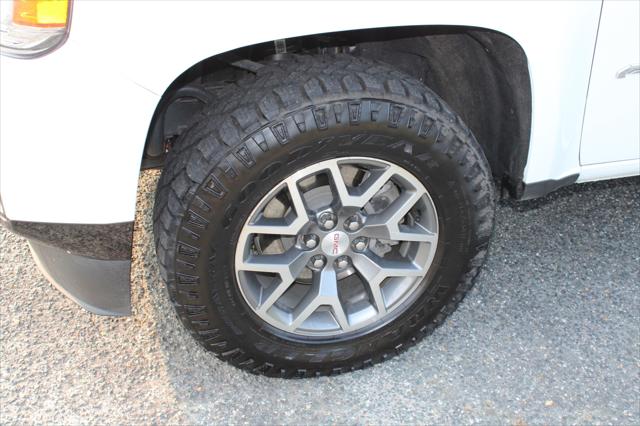 2022 GMC Canyon 4WD Crew Cab Short Box AT4 - Leather