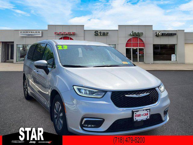 2023 Chrysler Pacifica Hybrid PACIFICA PLUG-IN HYBRID TOURING L