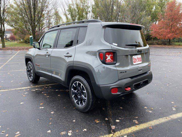 2023 Jeep Renegade RENEGADE TRAILHAWK 4X4