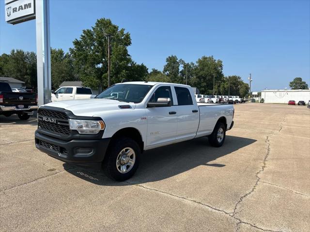 2020 RAM 2500 Tradesman Crew Cab 4X2 8 Box