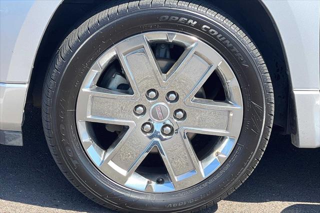 2016 GMC Acadia Denali