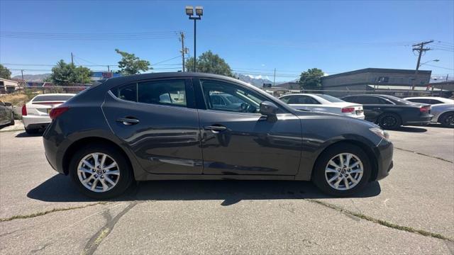 2016 Mazda Mazda3 i Grand Touring