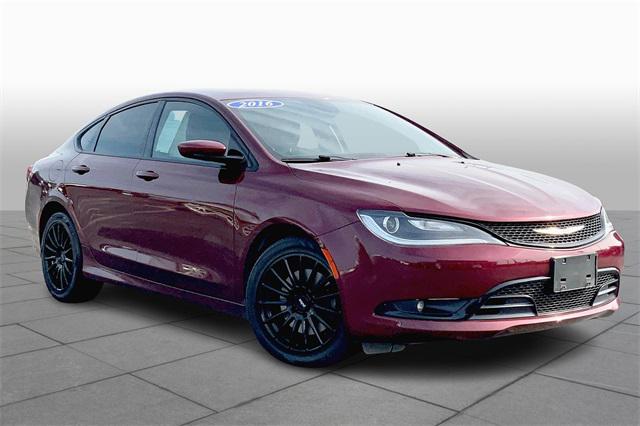2016 Chrysler 200 S for sale in Flint, MI