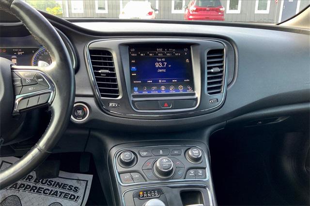 2016 Chrysler 200 S